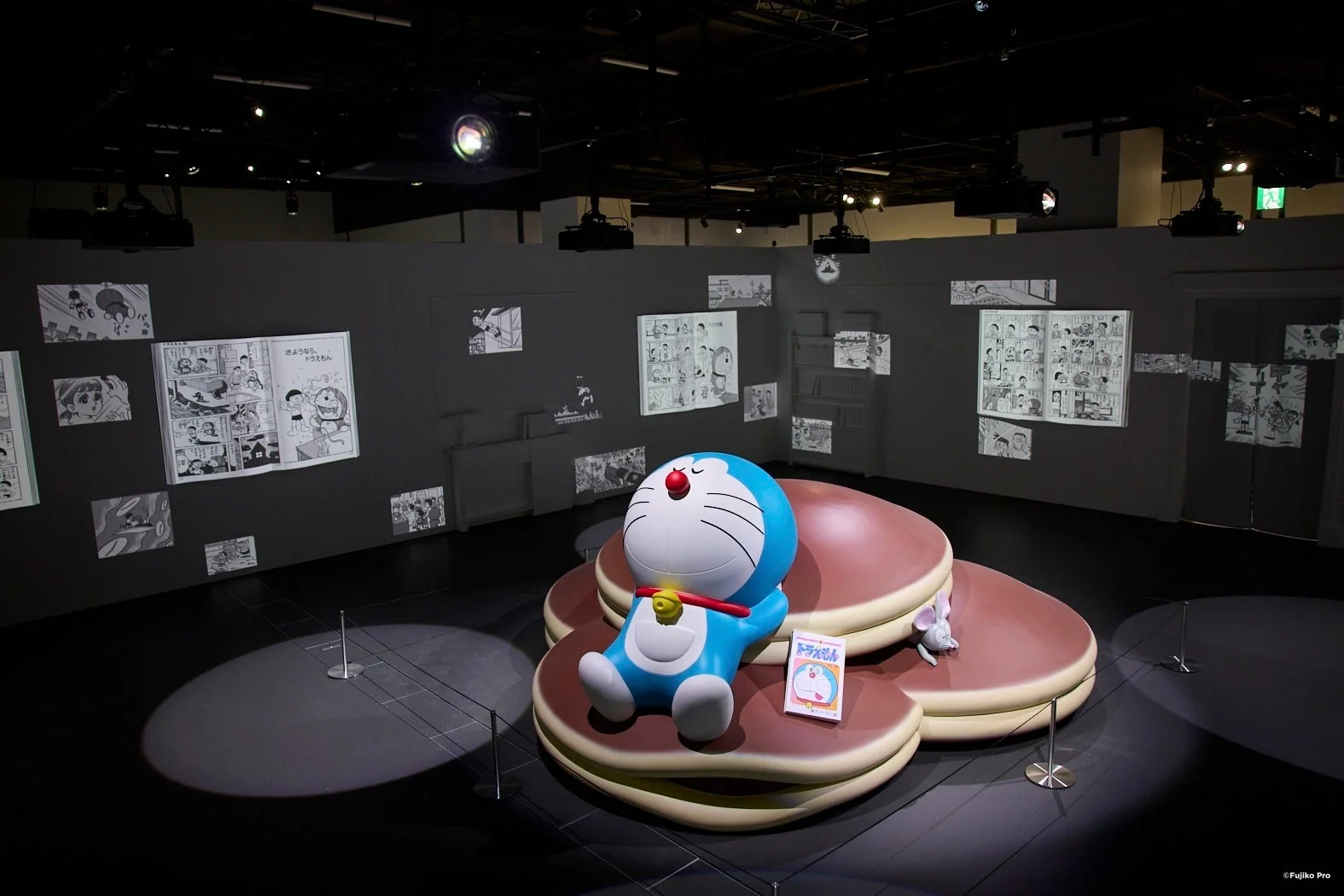 Immersive Doraemon manga display at TOKYO DREAM PARK