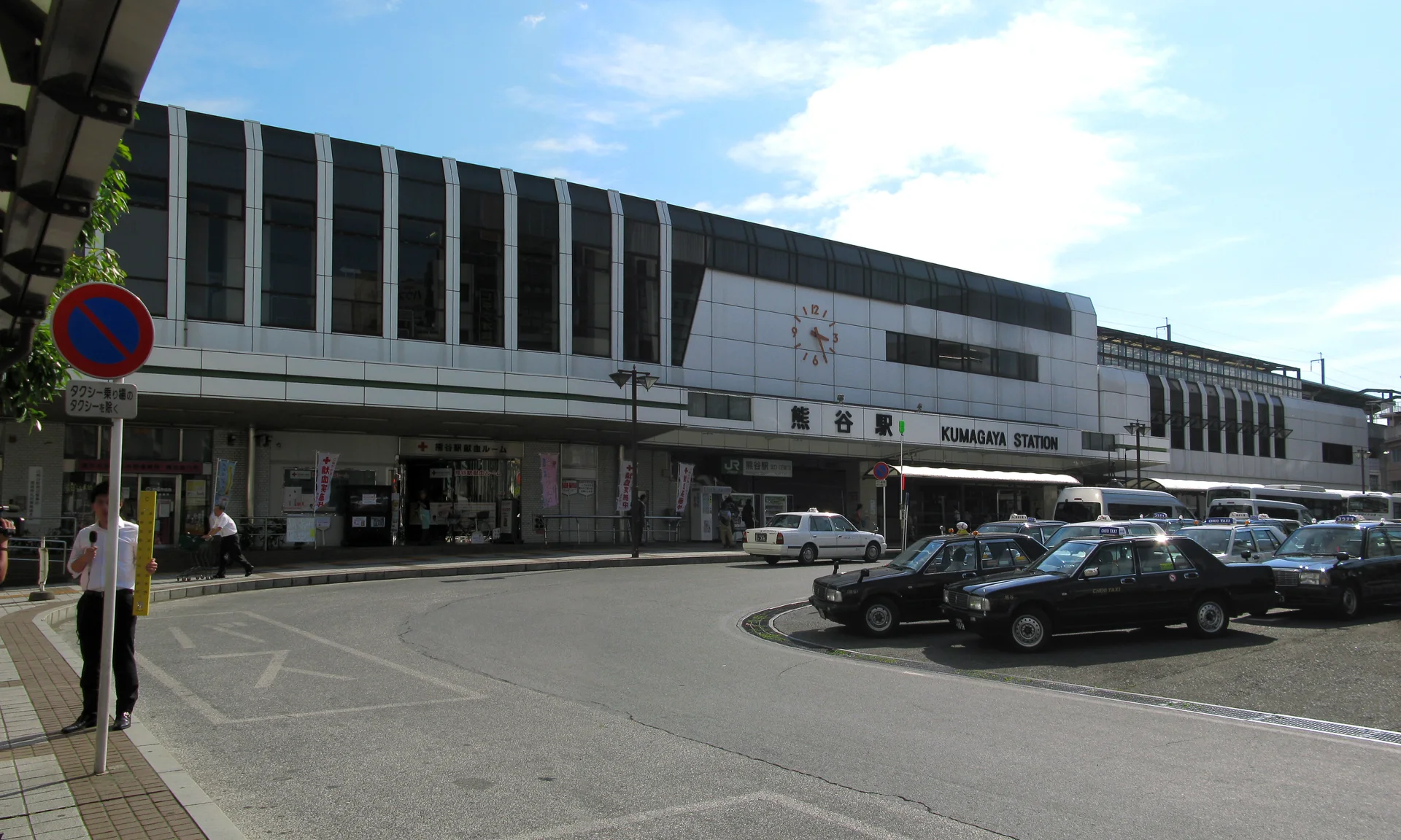 Kumagaya Station north entrance, relevant to crowd and walking-time planning for Kumagaya Fireworks
