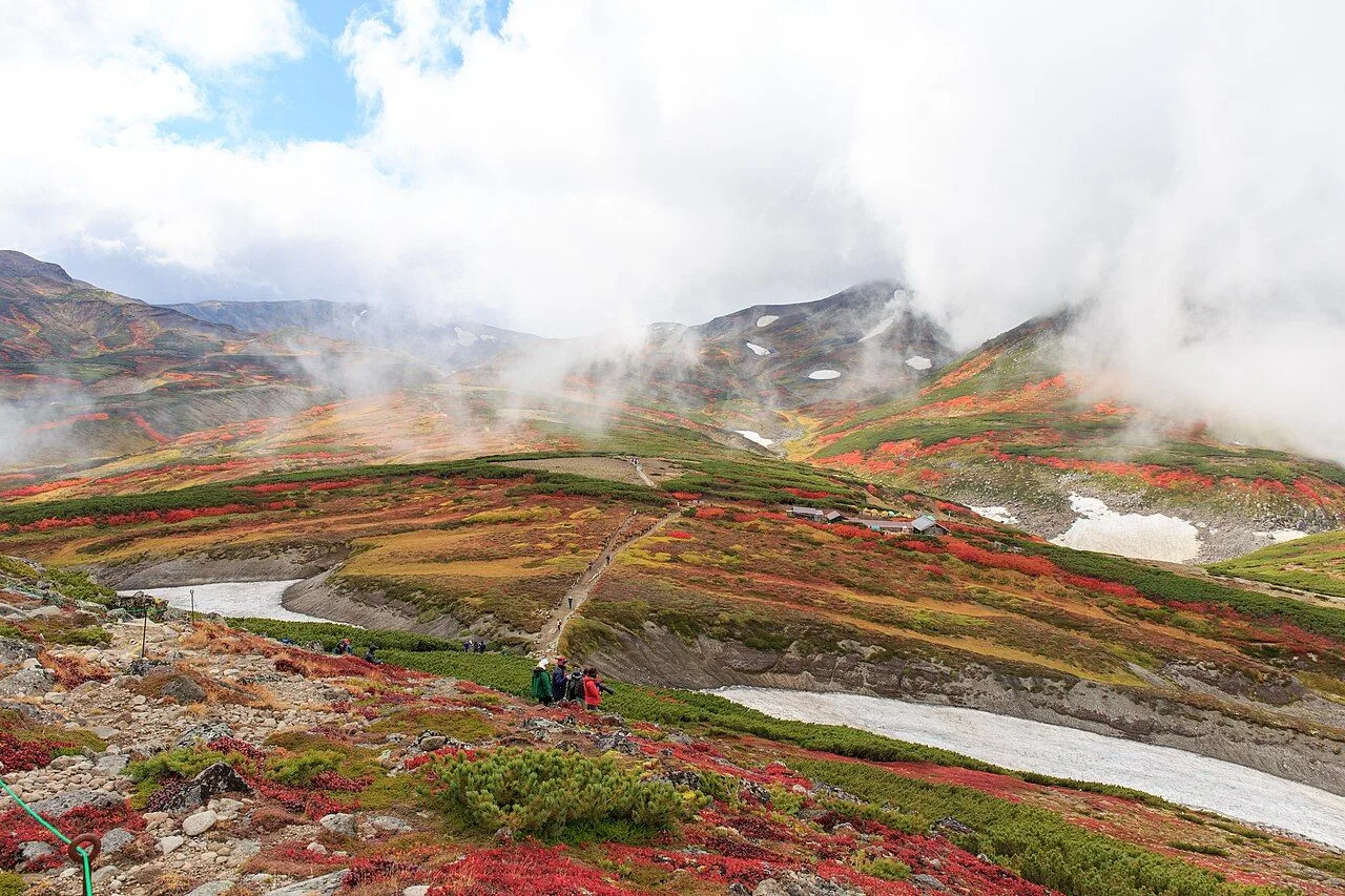 Japan Autumn Leaves Early October: Hokkaido, Tohoku and Kamikochi — Japan travel guide