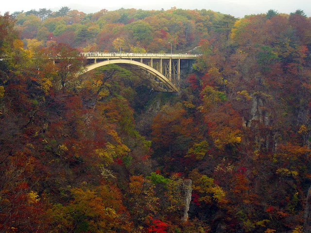 Autumn foliage in Naruko Gorge, where only the currently open legal trail sections should be used