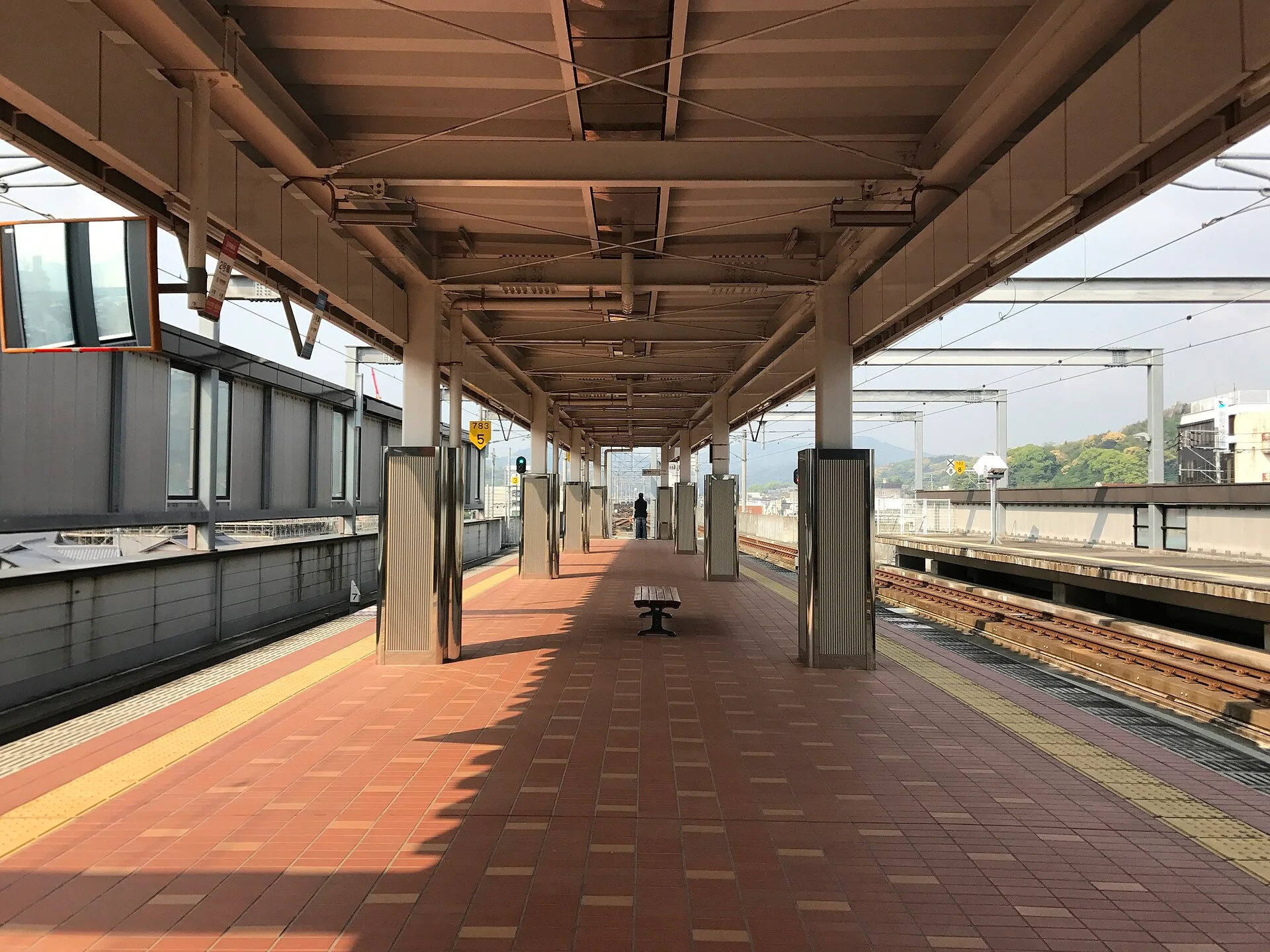 Takeo-Onsen Station platform and rail connection for Mifuneyama Rakuen
