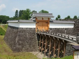 Honmaru Ichimonji Gate, Koraimon gate and Ote Bridge at Yamagata Castle