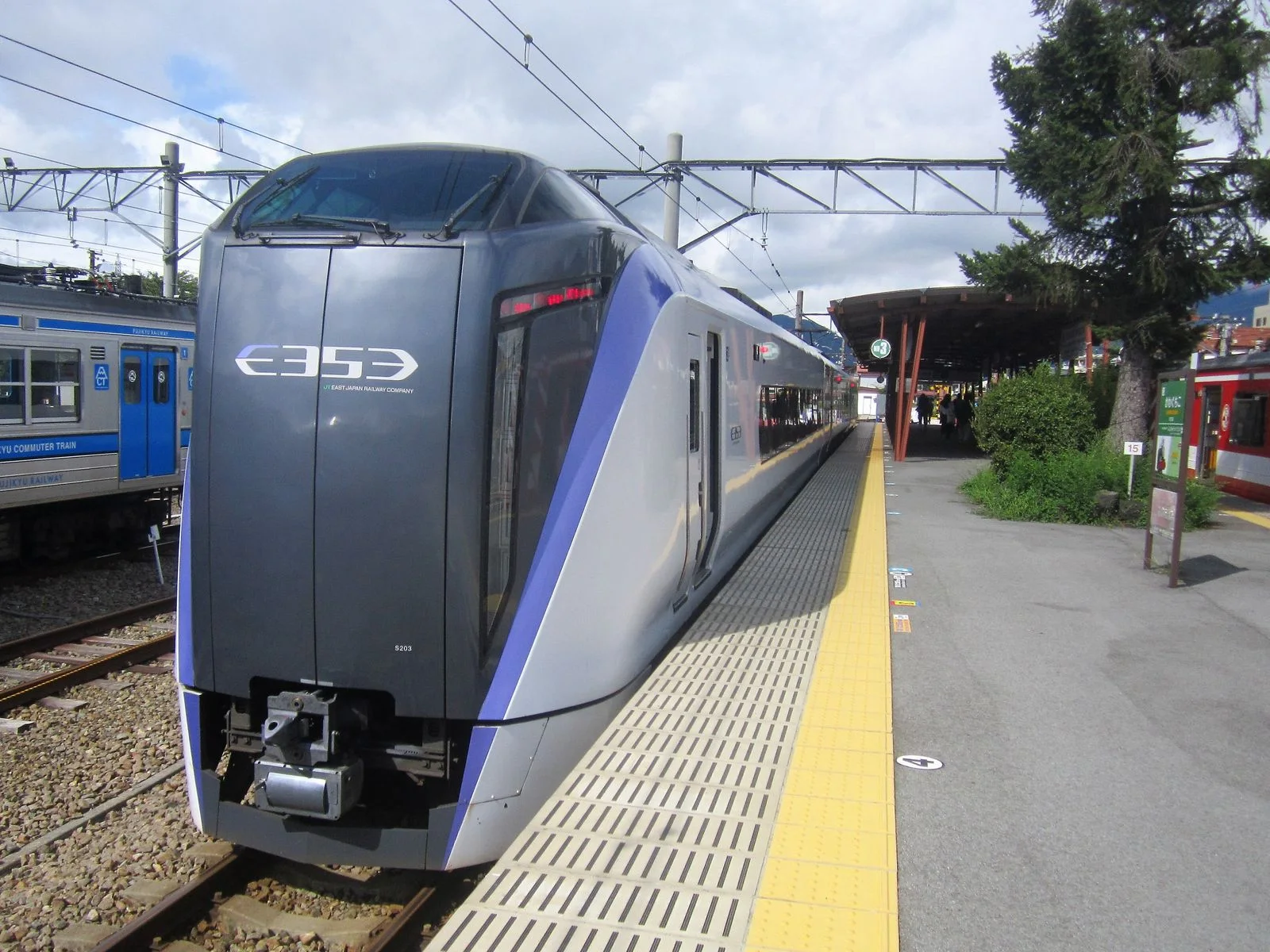 E353 Fuji Excursion train at Kawaguchiko Station