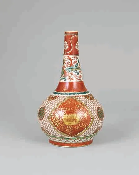 Ming Jingdezhen floral ceramic vase at Nezu Museum