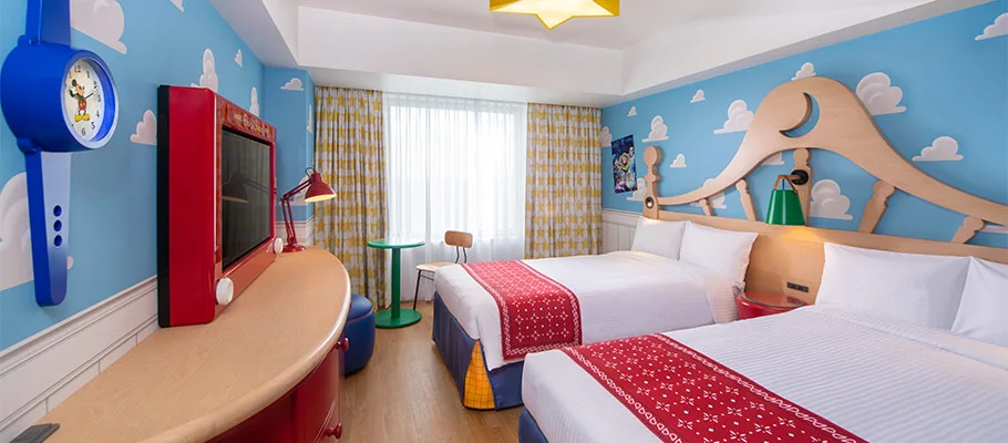 Toy Story Hotel four-person themed room layout