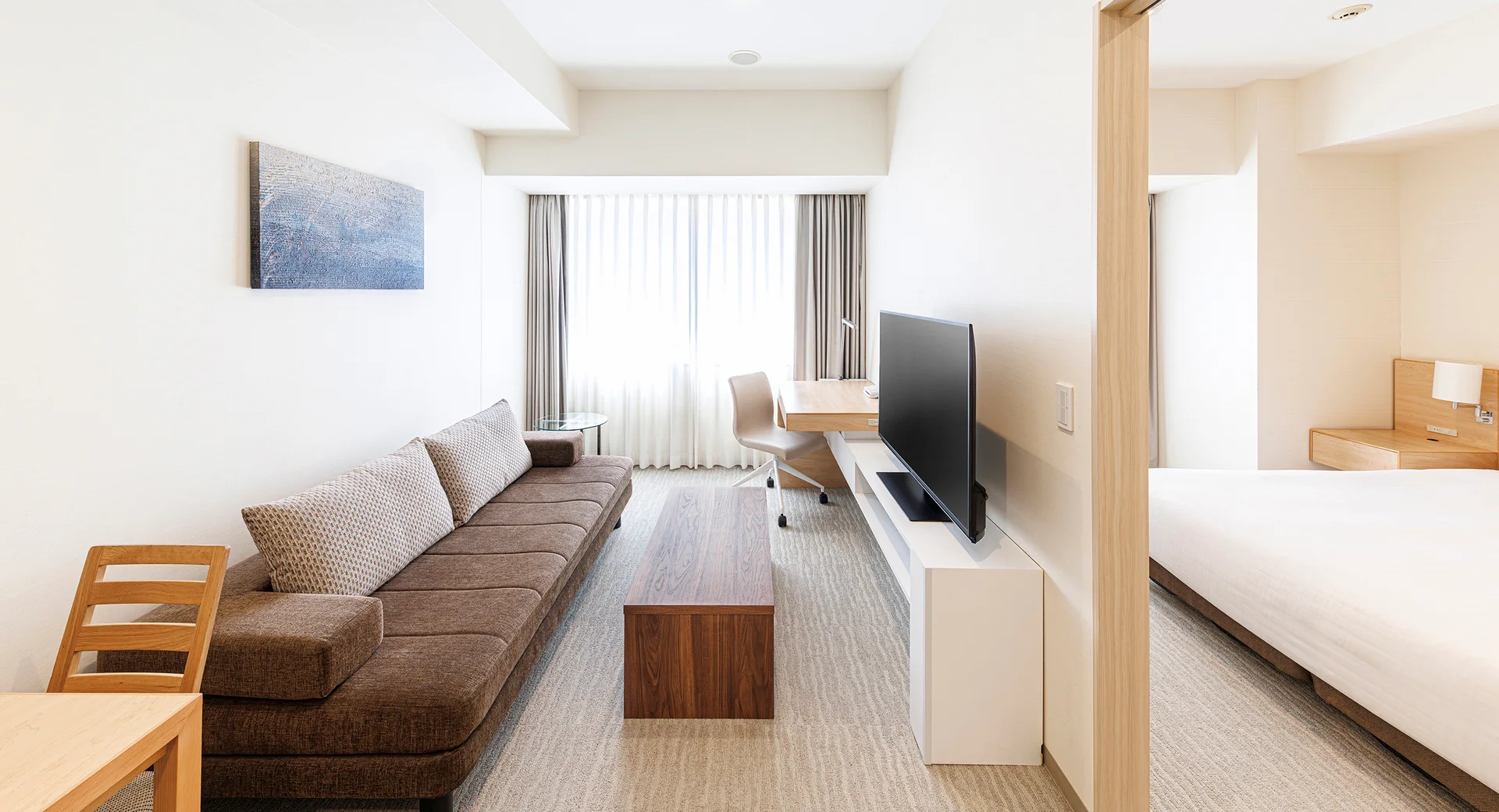 Fraser Residence Nankai Osaka living room and separate bedroom for four adults