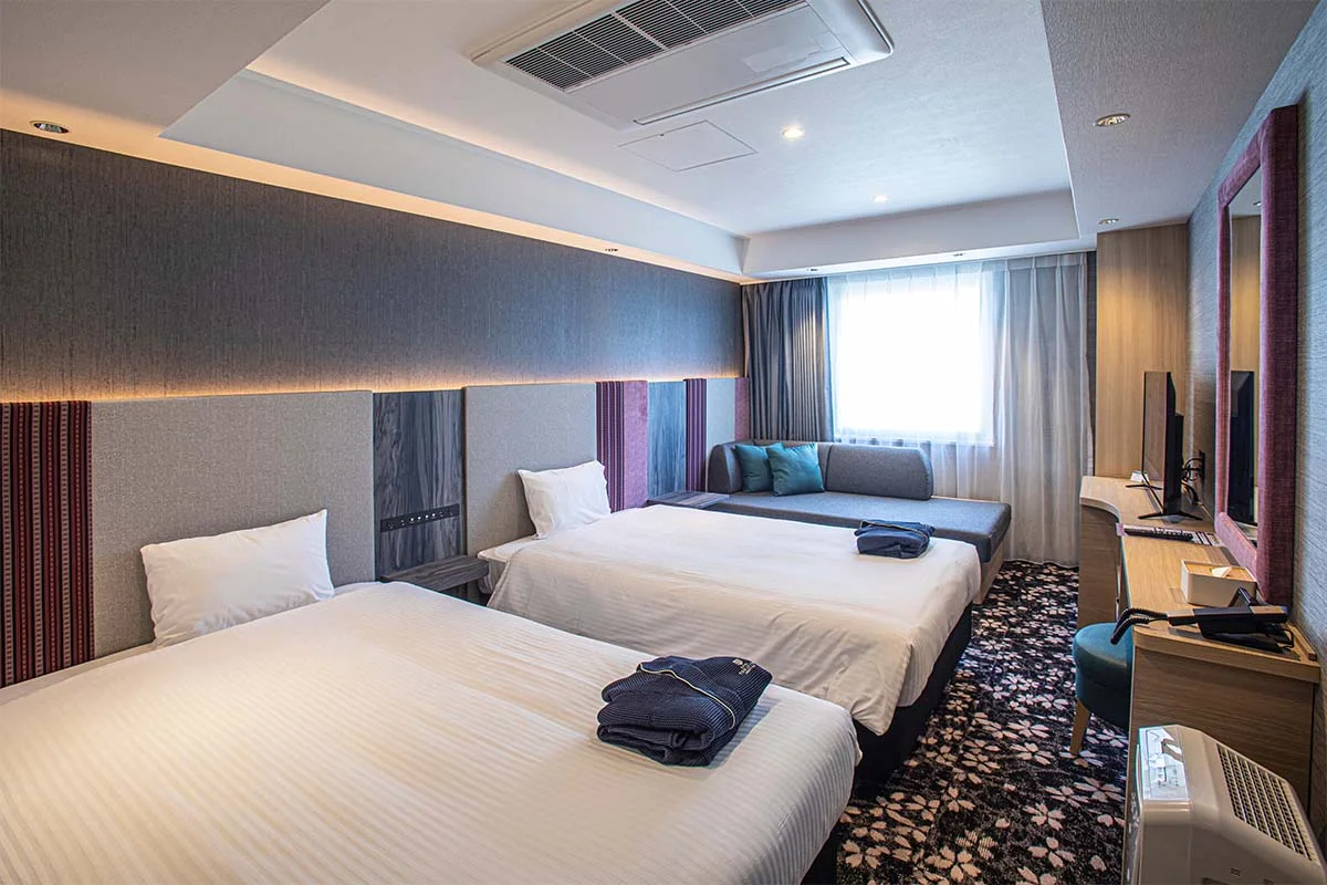 Hotel Torifito Hakata Gion room for a Fukuoka budget stay with a 23 m² twin trade-off