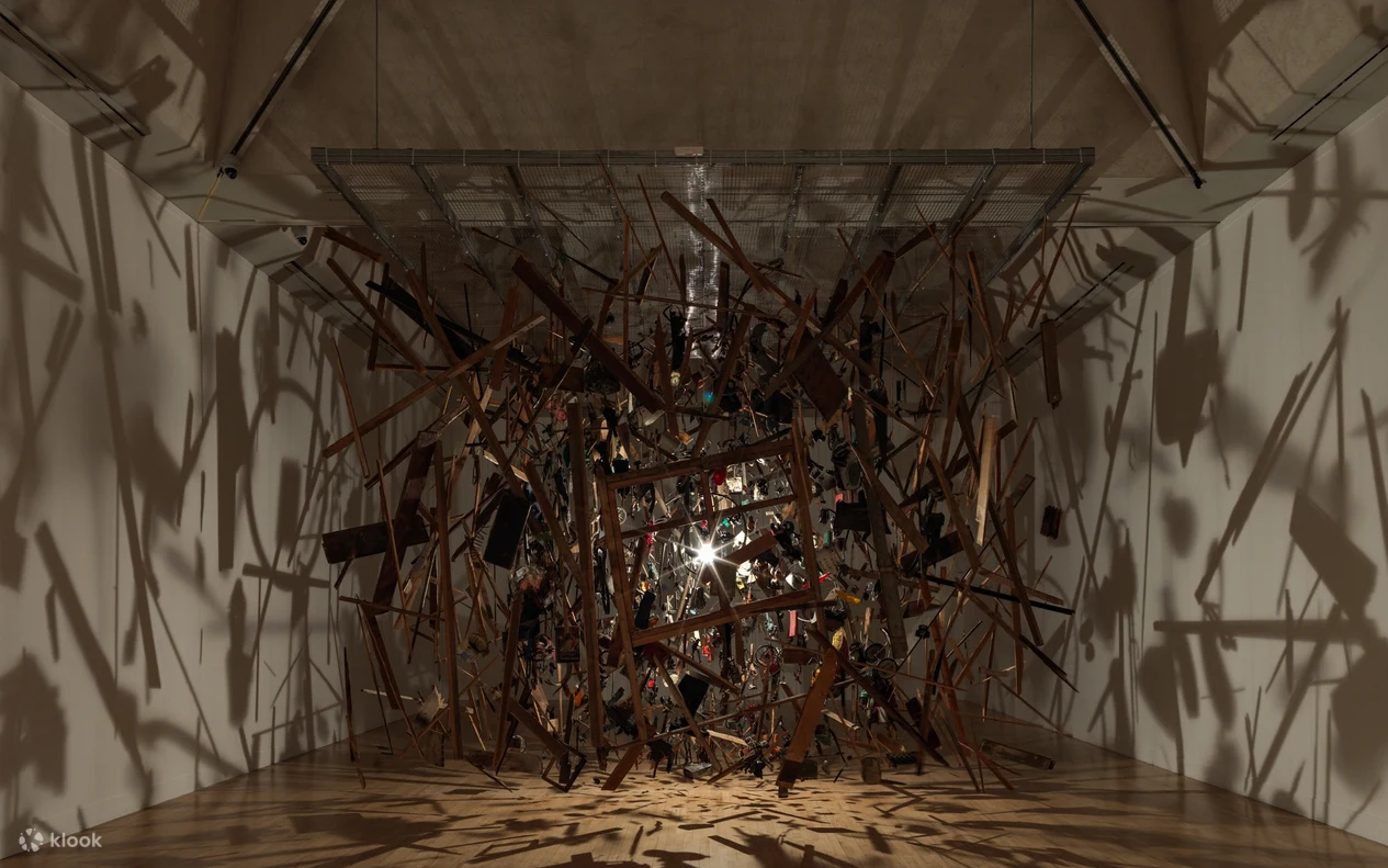 YBA & BEYOND Kyoto exhibition artwork and gallery view from the current ticket listing