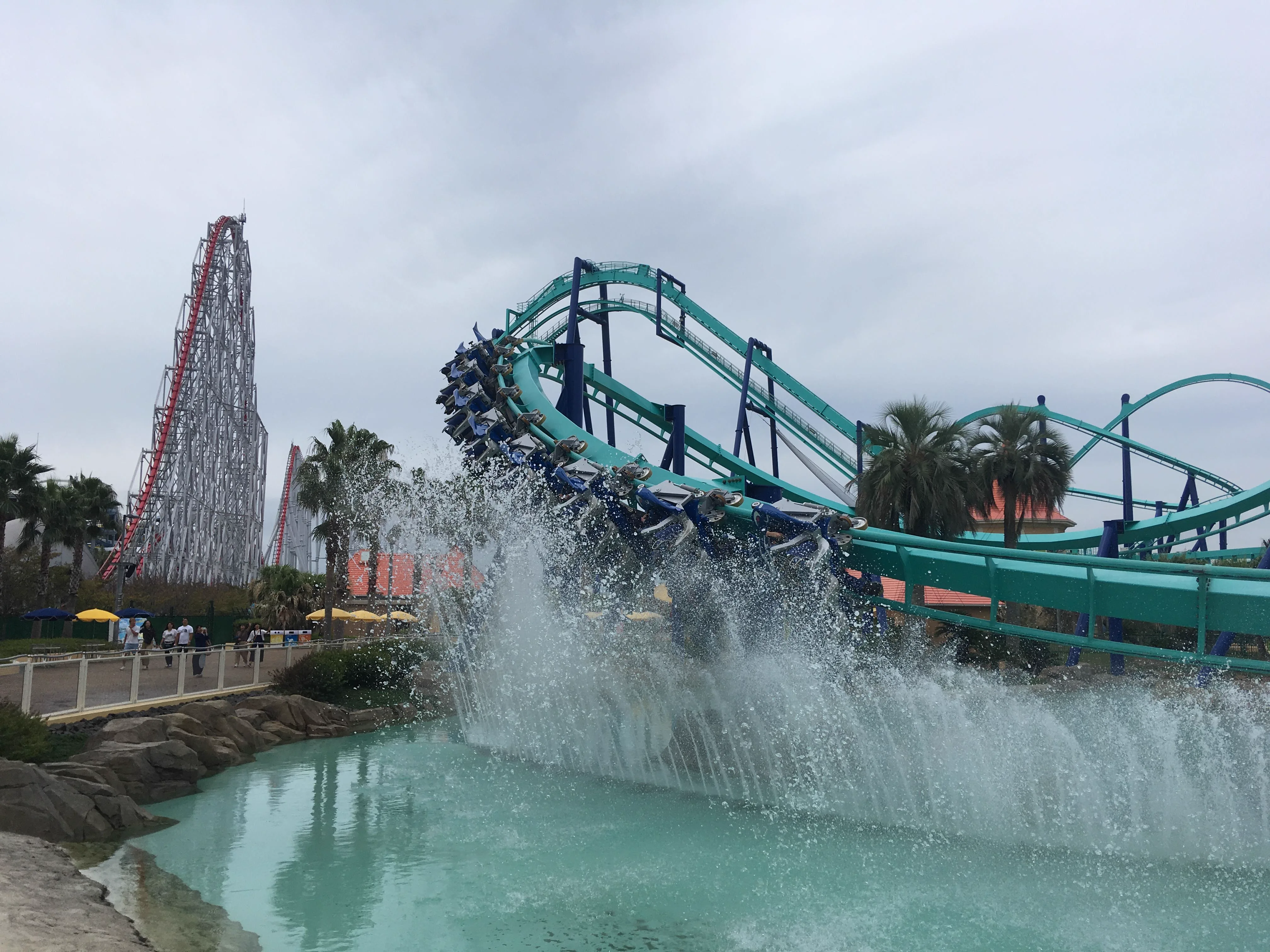 Acrobat and Steel Dragon 2000 at Nagashima Spa Land, showing why height restrictions change family ticket value