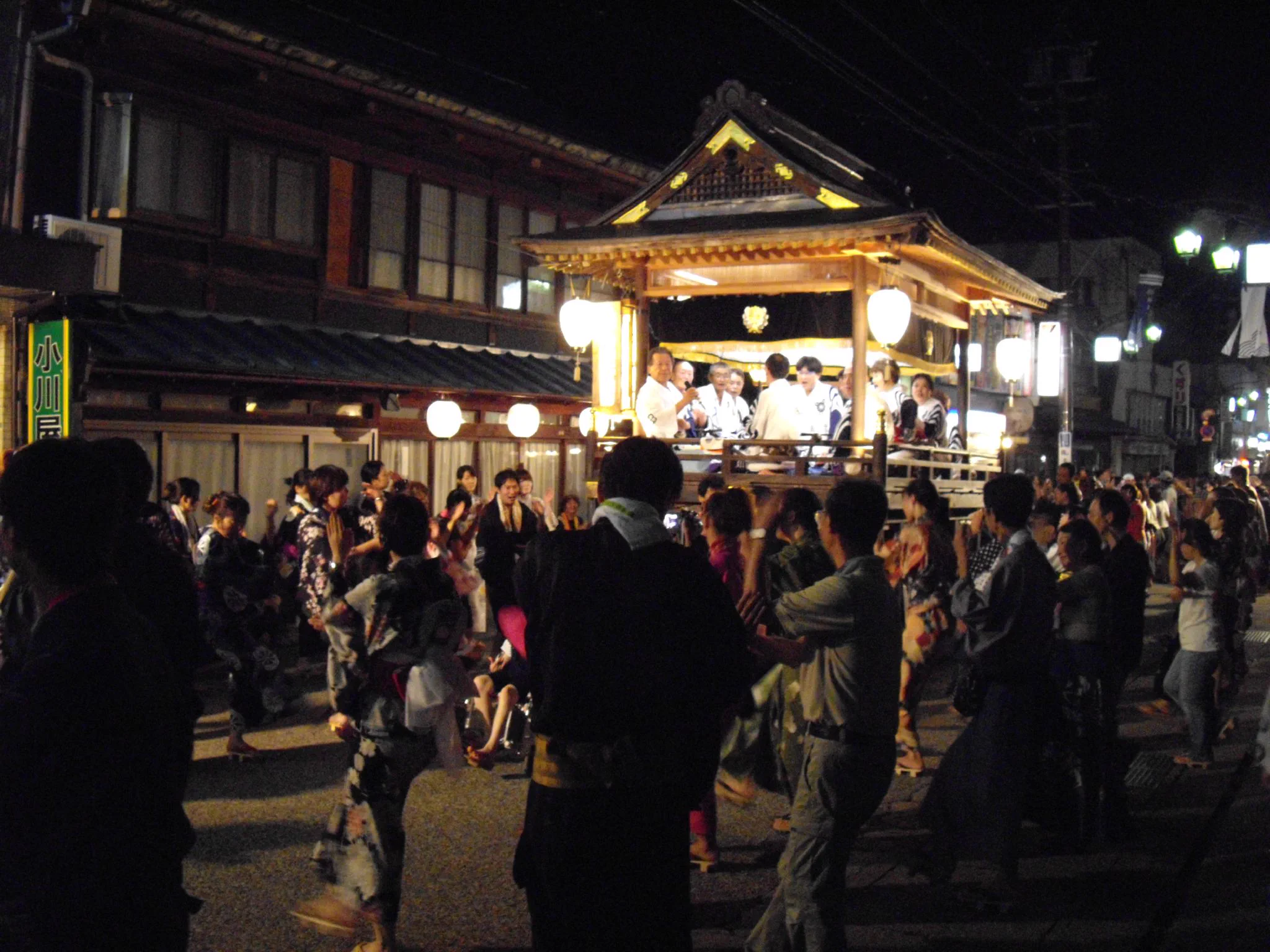 Dancers filling the streets during Gujo Odori