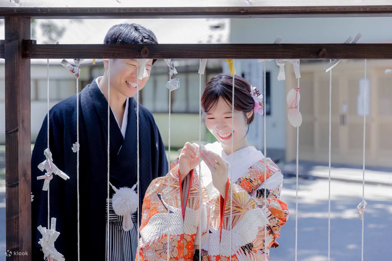 Hokkaido wedding photo shoot in formalwear, where styling and transport reduce the usable outdoor photography window