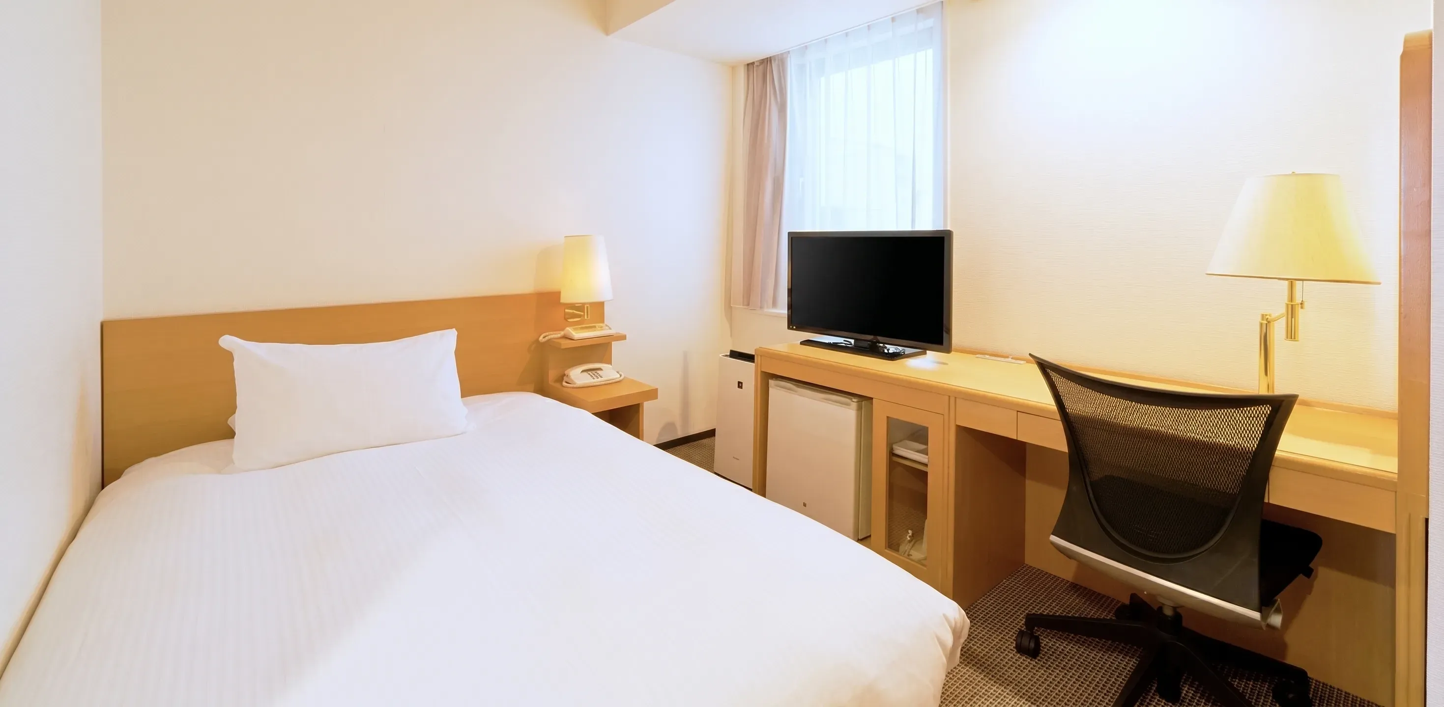 Osaka Solo Travel Hotels: Pay for Less Friction, Not a Bigger Room — Japan travel guide