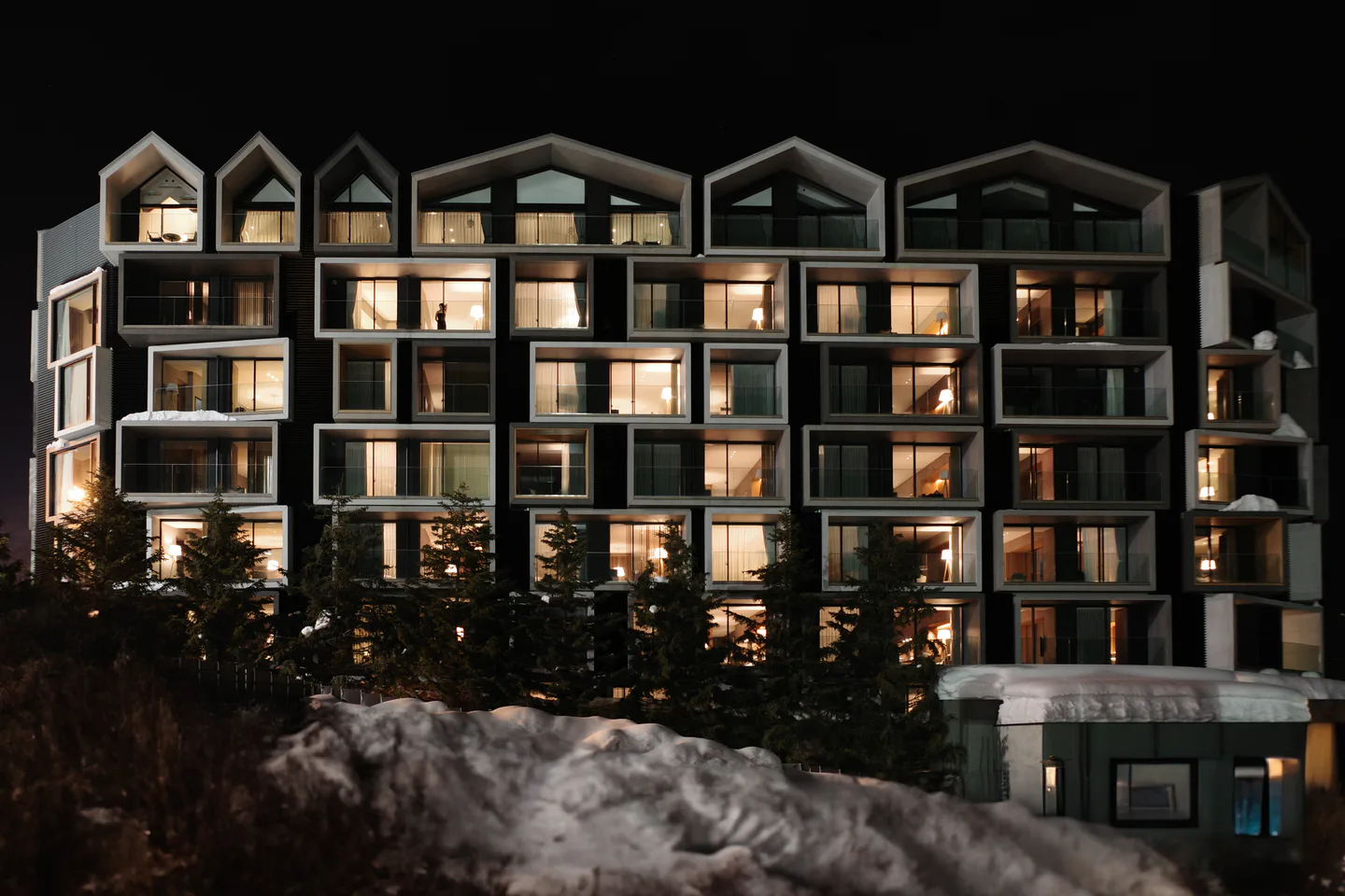 MUWA Niseko Review: When Is Ski-in/Ski-out Worth the Premium? — Japan travel guide