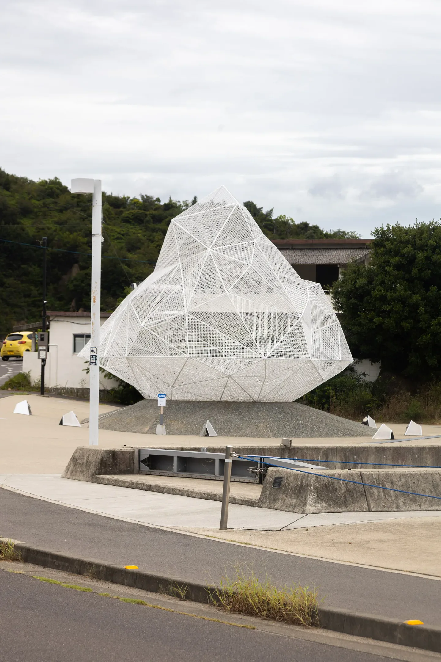 Where to Stay for Naoshima and Shodoshima: Uno, Takamatsu or Okayama?