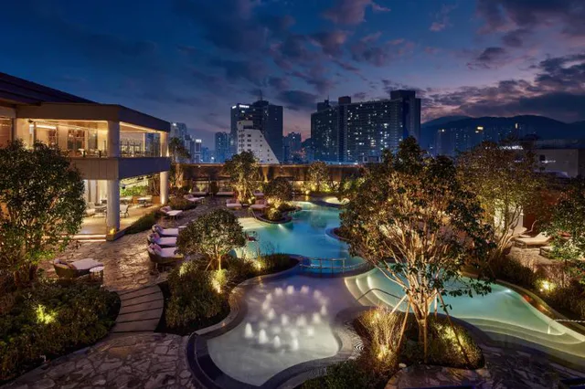 Lotte Hotel Busan vs Arban Hotel: Is the Five-Star Premium Worth It in Seomyeon? — Japan travel guide