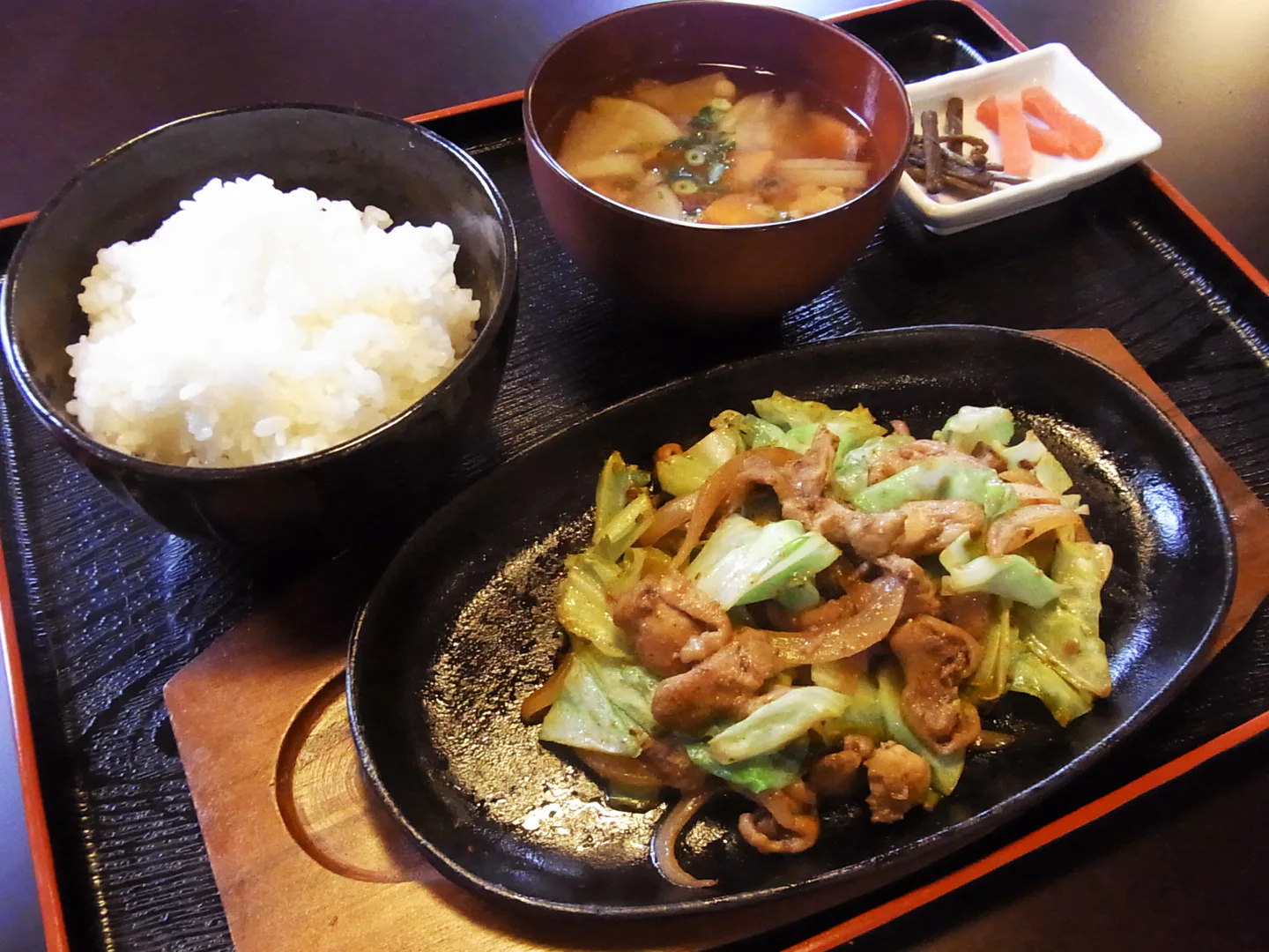 Keichan set meal served near the Gujo Hachiman Former Town Hall