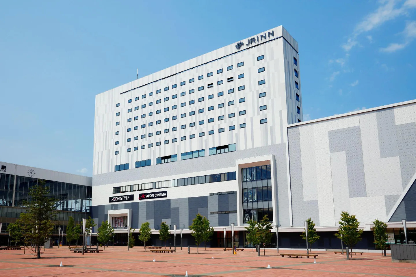 JR Inn Asahikawa: Is a Station-Connected Hotel Worth a Smaller Room? — Japan travel guide