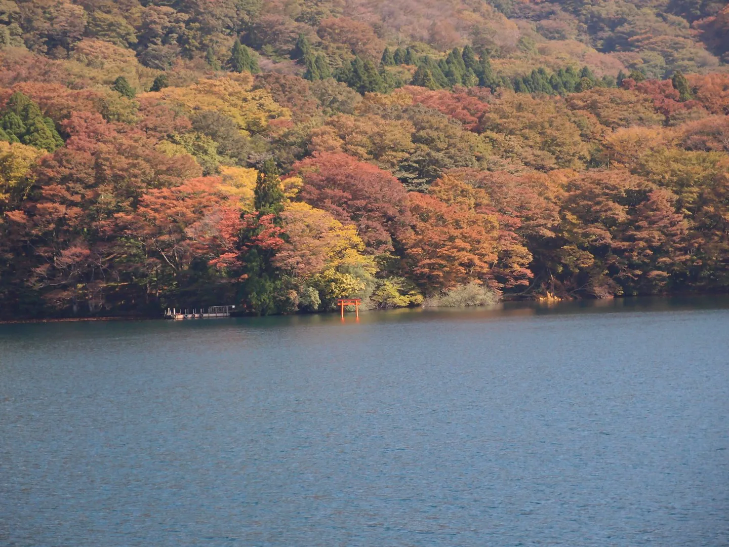Lake Ashi and Hakone autumn scenery as a Fuji-region bad-weather alternative
