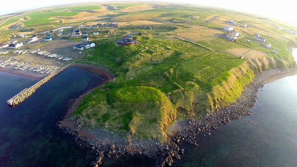Japan’s 100 Famous Castles No.1: Nemuro Peninsula Ainu Fortified Enclosure Sites — The Stamp Is Not the Visit — Japan travel guide