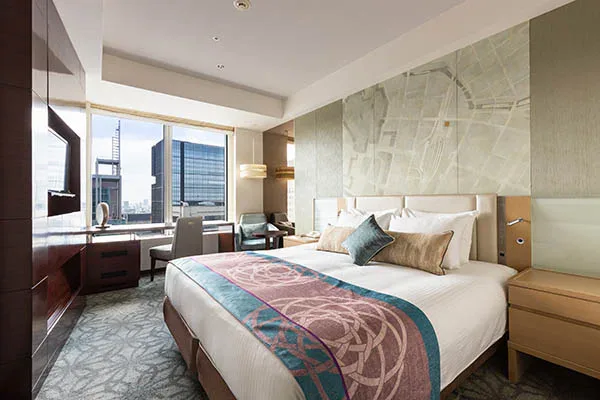Hotel Metropolitan Tokyo Marunouchi king room with Tokyo daylight view
