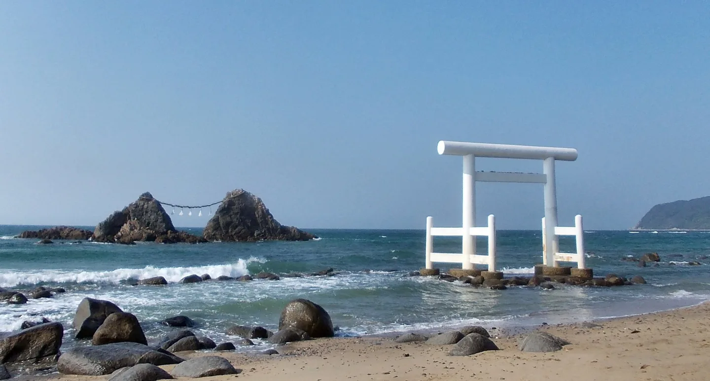 Itoshima Day Trip or Overnight? Is One Coastal Night Worth It? — Japan travel guide
