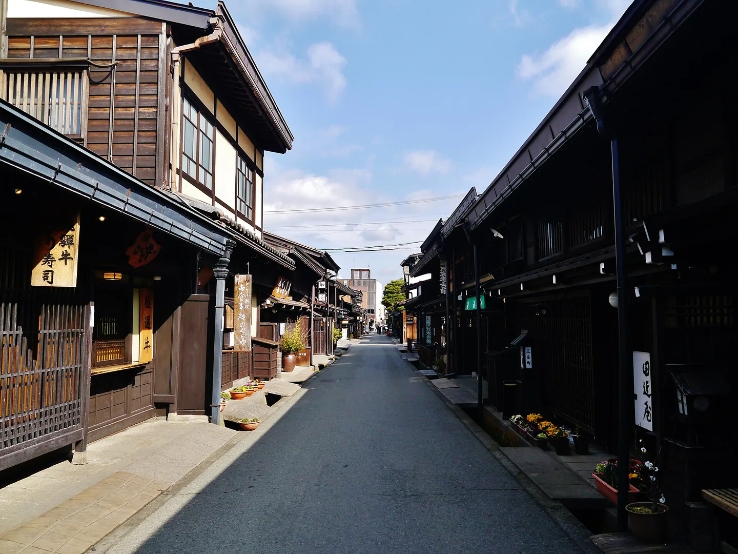 Takayama Shirakawa-go Kanazawa 4 Day Itinerary Without a Car — Japan travel guide