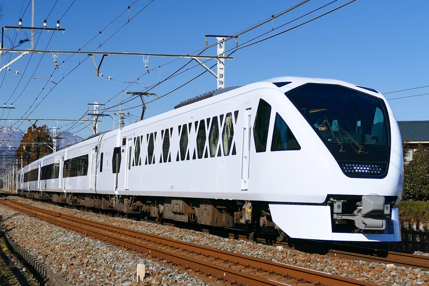 Tokyo to Nikko Autumn Leaves: Trains, Passes, Day Trips and Overnight — Japan travel guide