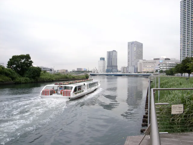 Yokohama Sea Bass and harbour route that can follow a family visit to the Anpanman museum